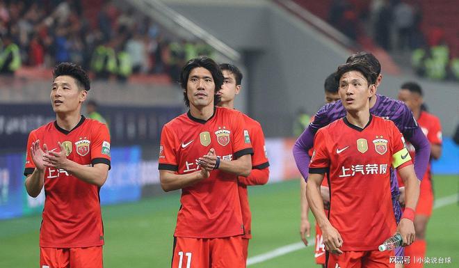 球队不畏艰难，奋勇搏击取得惊人胜利的简单介绍