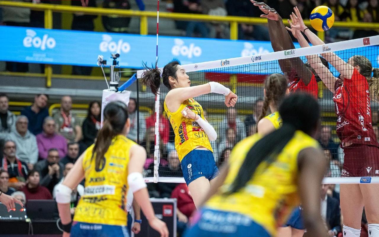 关于邀请赛巅峰对决！朱婷能否带领球队遭遇淘汰？的信息